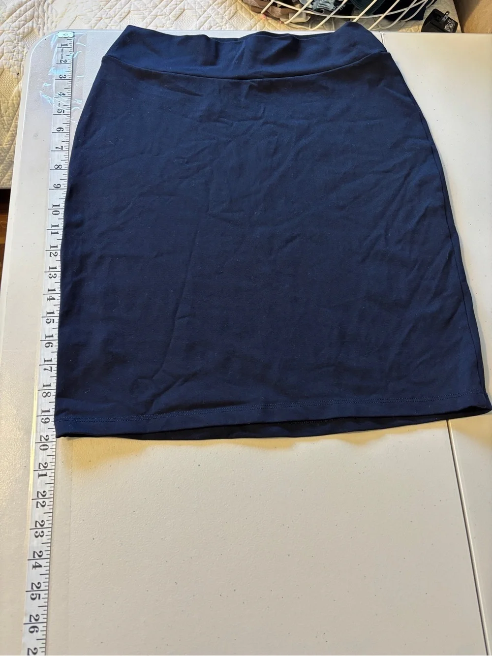 Susana Monaco Skirt Size Small Navy Pencil Pull On Office Minimalist Old Money